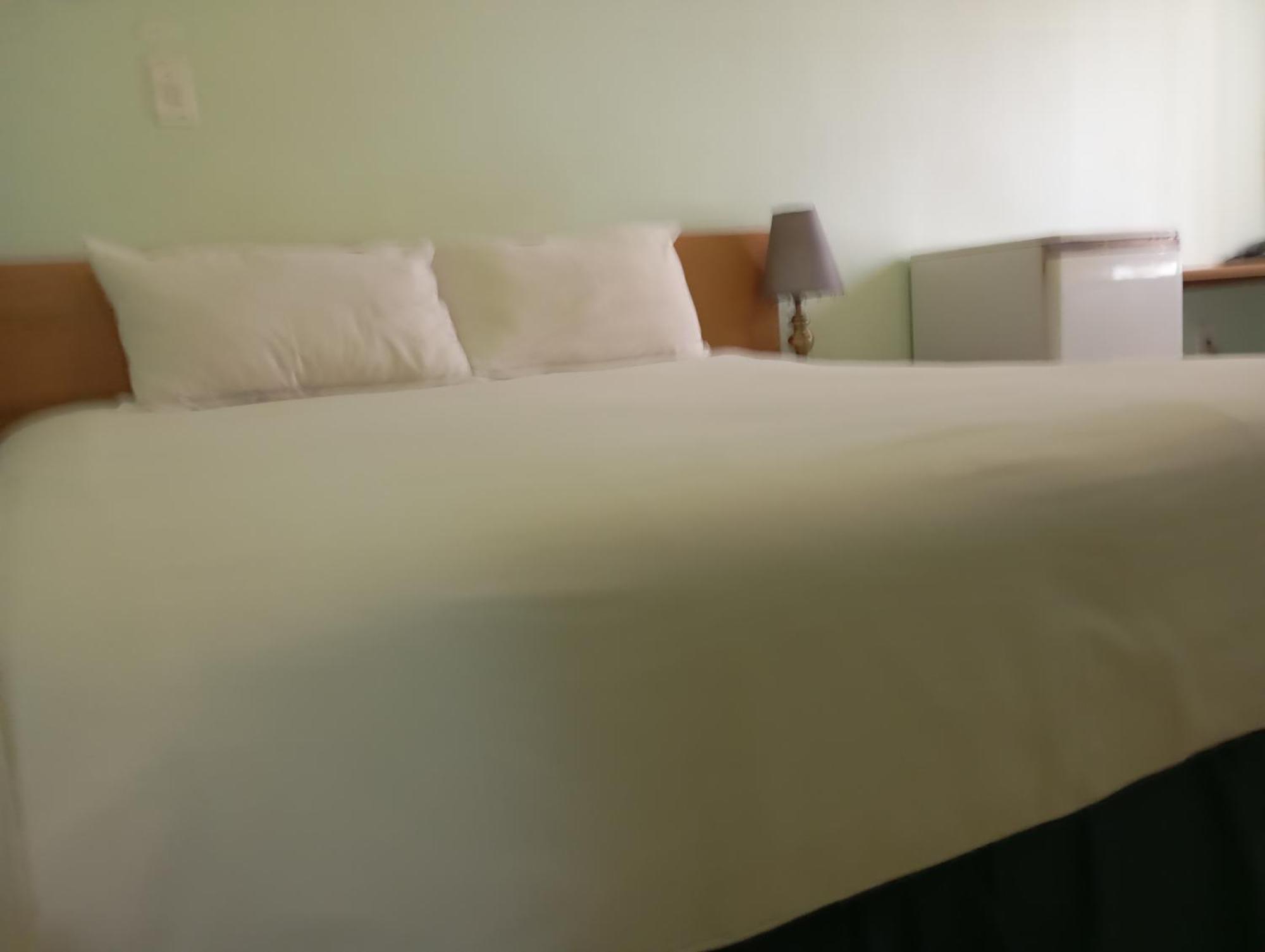 Brackendene Lodge 가보로네 외부 사진